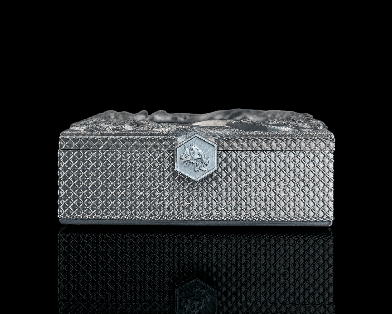 Dragon's Vault Deck Box — MTG Commander